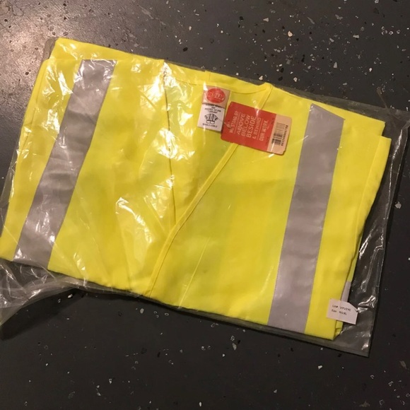 Yellow safety vest 🦺 with reflectors - Picture 2 of 3
